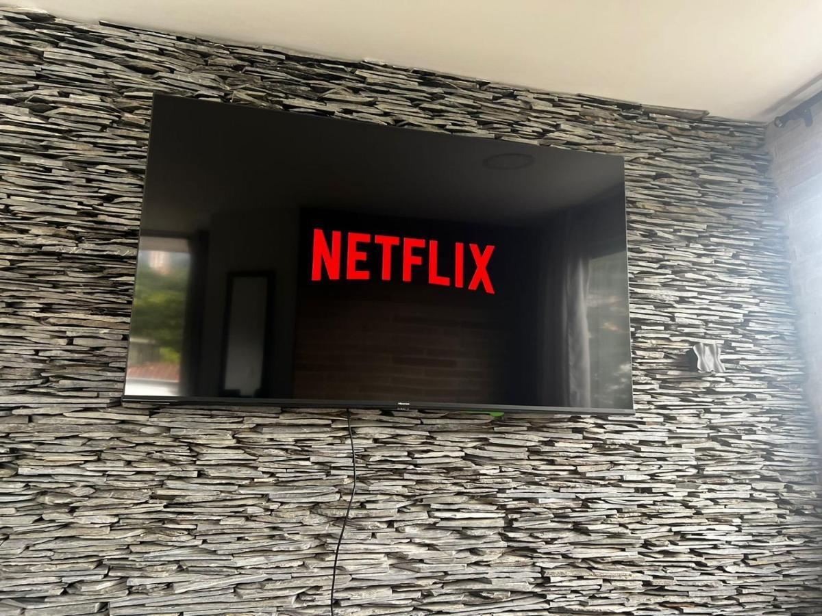 Apartamento Con Excelente Ubicacion En Envigado Bagian luar foto