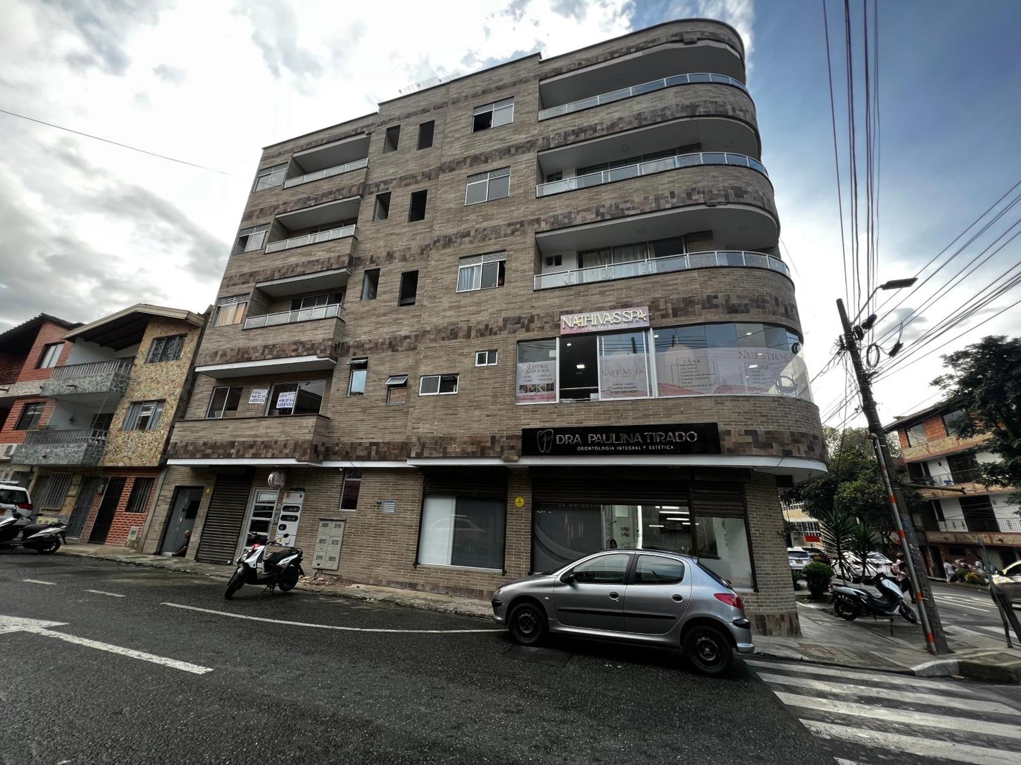 Apartamento Con Excelente Ubicacion En Envigado Bagian luar foto